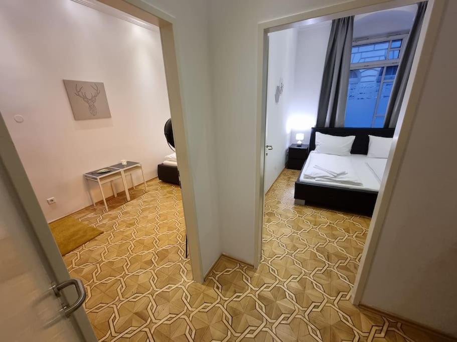 Sissi Royal Suite - Inner City 4 Bedroom Apartment Vienne Extérieur photo