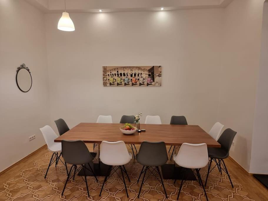 Sissi Royal Suite - Inner City 4 Bedroom Apartment Vienne Extérieur photo