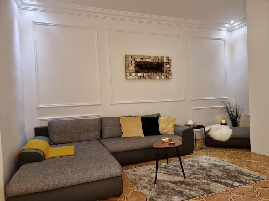 Sissi Royal Suite - Inner City 4 Bedroom Apartment Vienne Extérieur photo