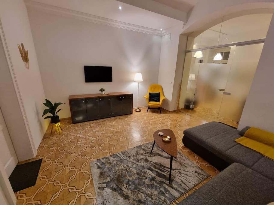 Sissi Royal Suite - Inner City 4 Bedroom Apartment Vienne Extérieur photo
