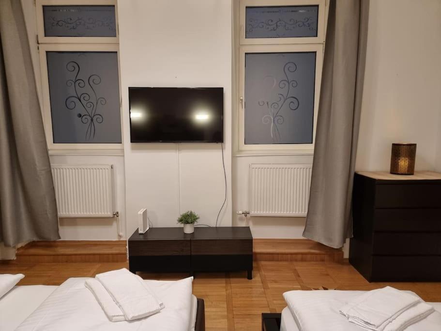 Sissi Royal Suite - Inner City 4 Bedroom Apartment Vienne Extérieur photo